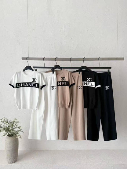 Free size 
One set
130 dhs✅

Zain17
🌸🌸🌸