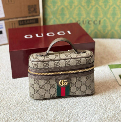 GUCCI 
COPY ONE 
170 dhs✅

Zain295
♥️♥️♥️