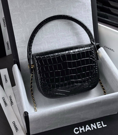 CHANEL 

NEW CAME 

HIGH QUALITY 

WITH BOX 
120 dhs🇦🇪🇦🇪

Zain39
Zain295
Zain17
♥️♥️♥️