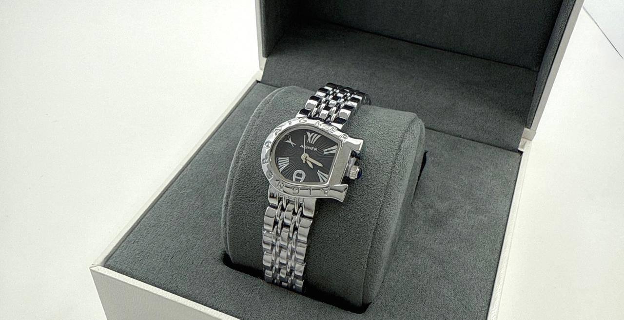 New Stock watches
60 dhs🪙

Zain45
♥️♥️♥️