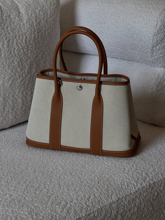 Hermes garden party 30 cm💕master quality😍

with box❤️
🎁🎁🎁

460 dhs🪙🌨️

Zain52
♥️♥️♥️