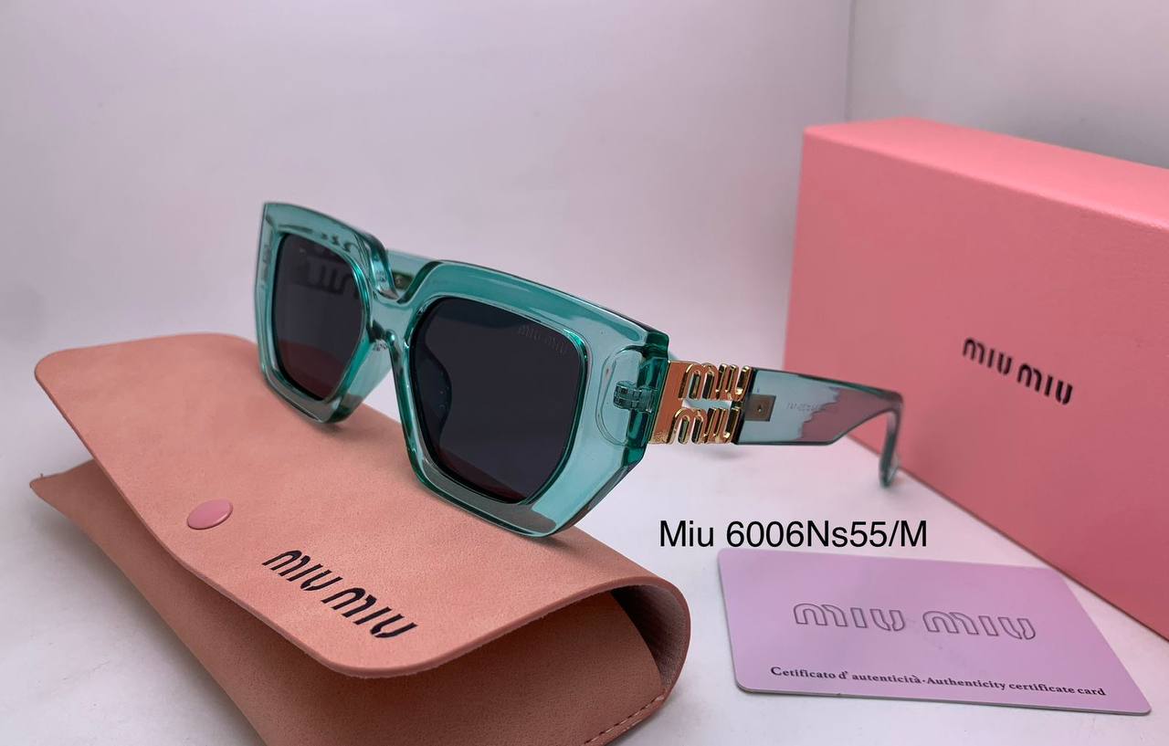 Miu Miu
70 dhs✅

Zain126
♥️♥️♥️