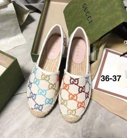 GUCCI SHOES
GOOD QUALITY 
110 dhs✅
Size 36 TO 41

Zain40
♥️♥️♥️
