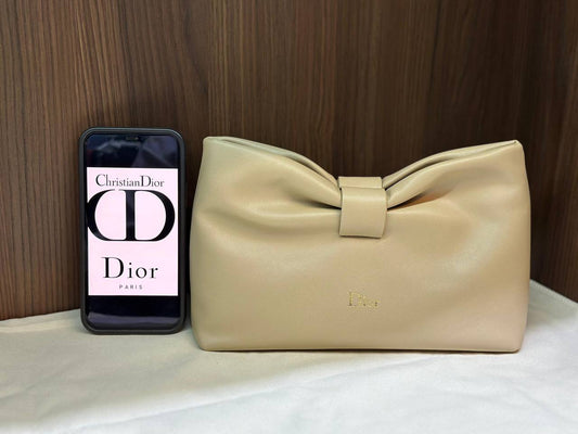 Dior
* VIP Quality 
* ⁠Size:24Cm 
730 dhs✅

Zain255
🎁🎁🎁