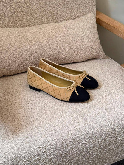 Chanel
✨ 𝐒𝐮𝐩𝐞𝐫 𝐌𝐚𝐬𝐭𝐞𝐫 𝐐𝐮𝐚𝐥𝐢𝐭𝐲
✨ 𝐀𝐯𝐚𝐢𝐥𝐚𝐛𝐥𝐞 𝐍𝐨𝐰
✨ 𝐒𝐢𝐳𝐞𝐬: 𝟑𝟔 — 𝟒𝟏
450 dhs🇦🇪🇦🇪

Zain298
♥️♥️♥️