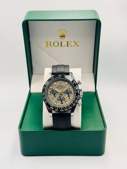 Rolex Men
*chronograph working*
75 dhs✅

Zain08
♥️♥️♥️
