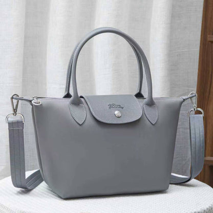 LONG CHAMP 
GOOD QUALITY 
55 dhs💓

Zain40
♥️♥️♥️