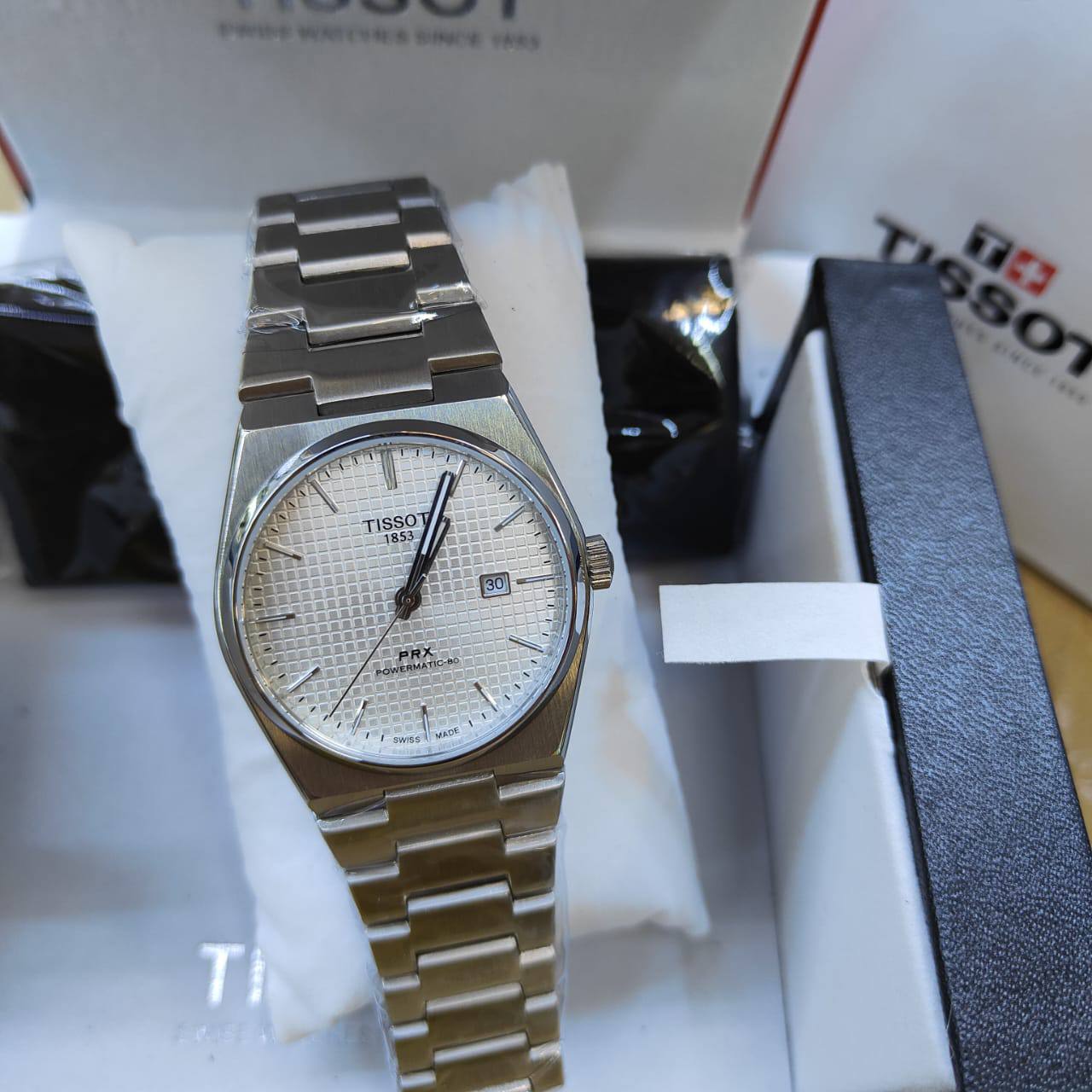 Tissot for man battery 
180 dhs✅

Zain25
♥️♥️♥️