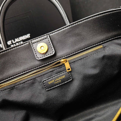 YSL
35 *22*12 cm
115 dhs✅

Zain17

اطلبوها من الوتس المثبت في الأعلى👆🏻👆🏻

تواصلو معنا 👈🏻 Zain 
For order WhatsApp pinned 👆🏻

♥️♥️♥️