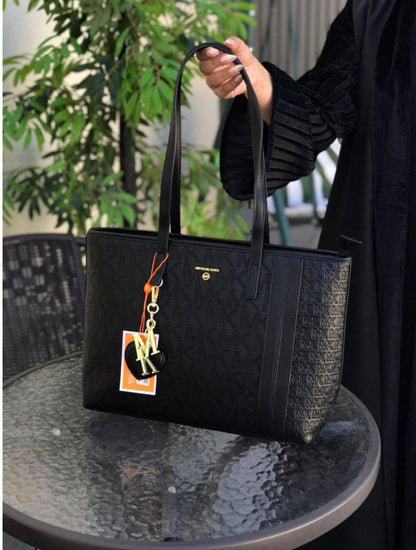 MK
90 dhs💓
Good quality

Zain35
♥️♥️♥️