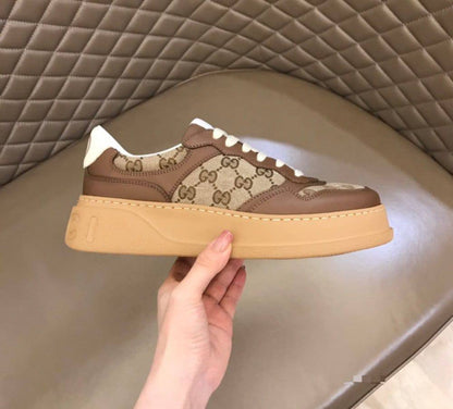 GUCCI 

280 dhs🗽
*SIZE  36   TO   42*

Zain224
