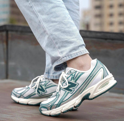 New Balance 740v2 White Marsh Green ，
Size 36-45 ，
180 dhs🪙🌨️

Zain18
♥️♥️♥️
