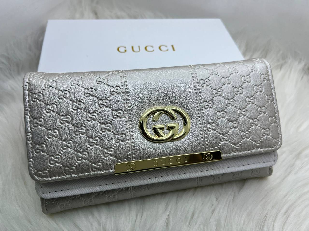 Wallets
45 dhs✅

Zain182
♥️♥️♥️