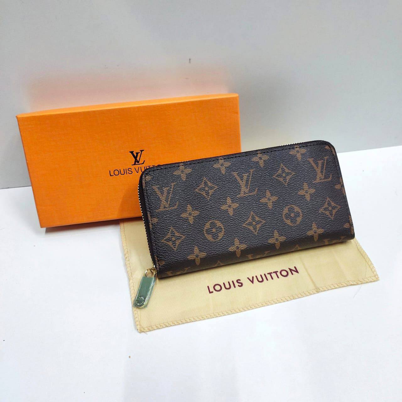 Wallets

35 dhs✅

with box
🎁🎁🎁

Zain40
♥️♥️♥️