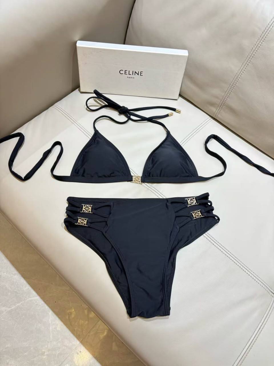 *New collections*                                                
LOEWE
*Super Master quality*
*Sizes: S M L XL* 
230 dhs✅

Zain308
♥️♥️♥️