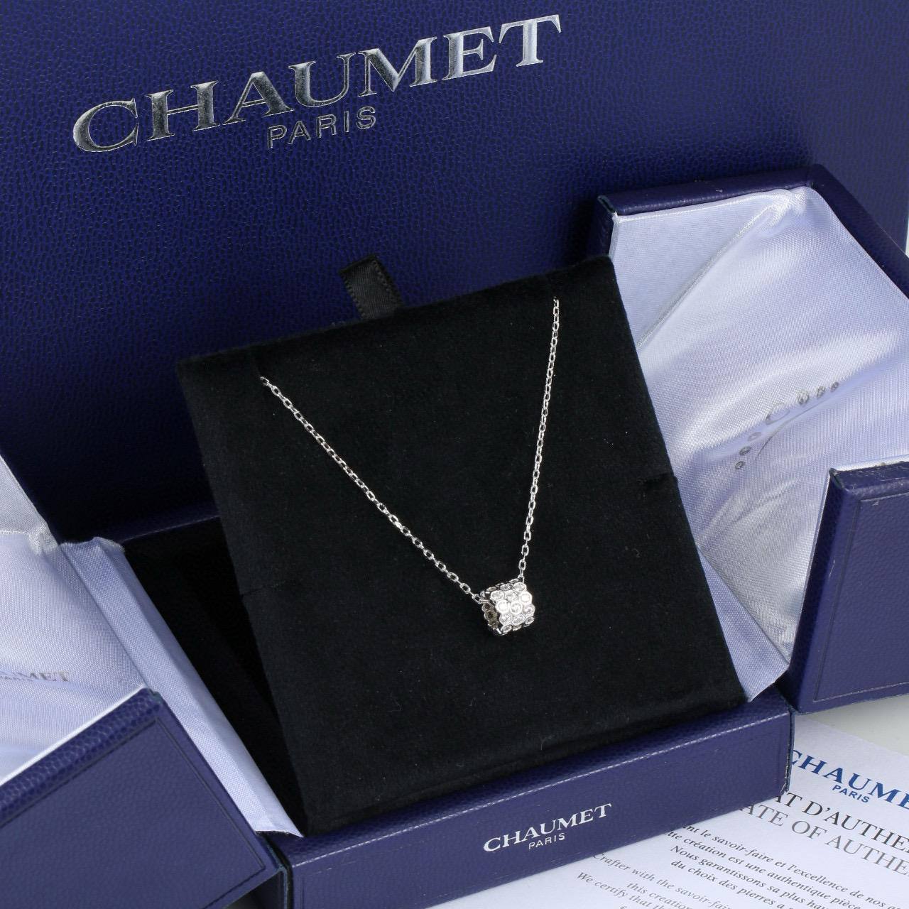 CHOUMET 
NECKLACE 
MASTER 💫✨
55 DHS✅ 

WITH NORMAL BOX and Paper BAG🎁

Zain89
♥️♥️♥️