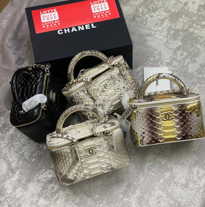 Chanel - LV
Master 💓💓
320 dhs✅

Zain175
♥️♥️♥️
