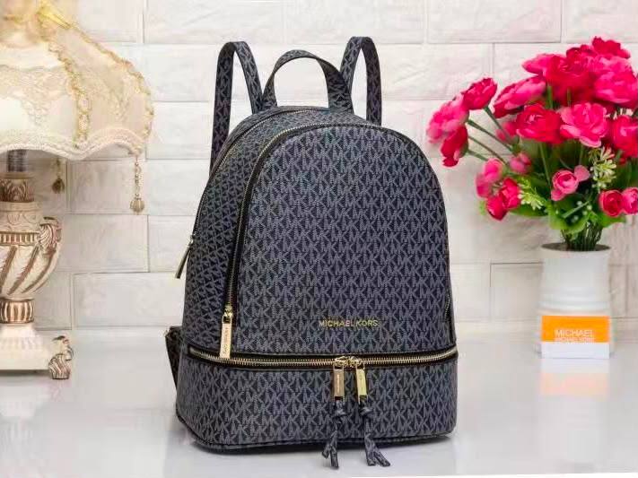 MK BACKPACK NEW CAME GOOD QUALITY 
95 dhs🇦🇪🇦🇪

Zain295
♥️♥️♥️