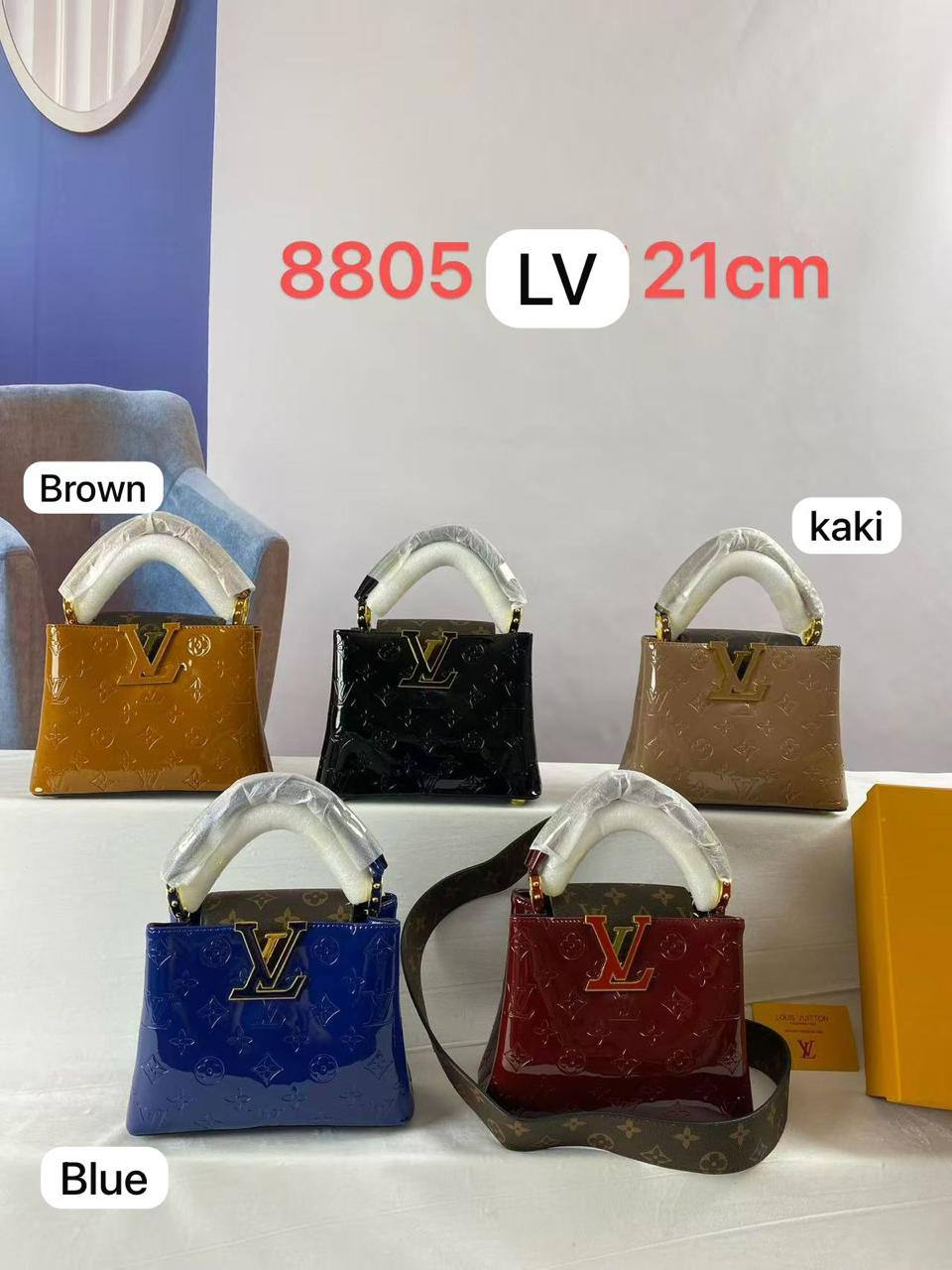LV Capitalcines 
Size : 21 * 15 cm
115 dhs🪙💕
with box🎁

Zain115
♥️♥️♥️