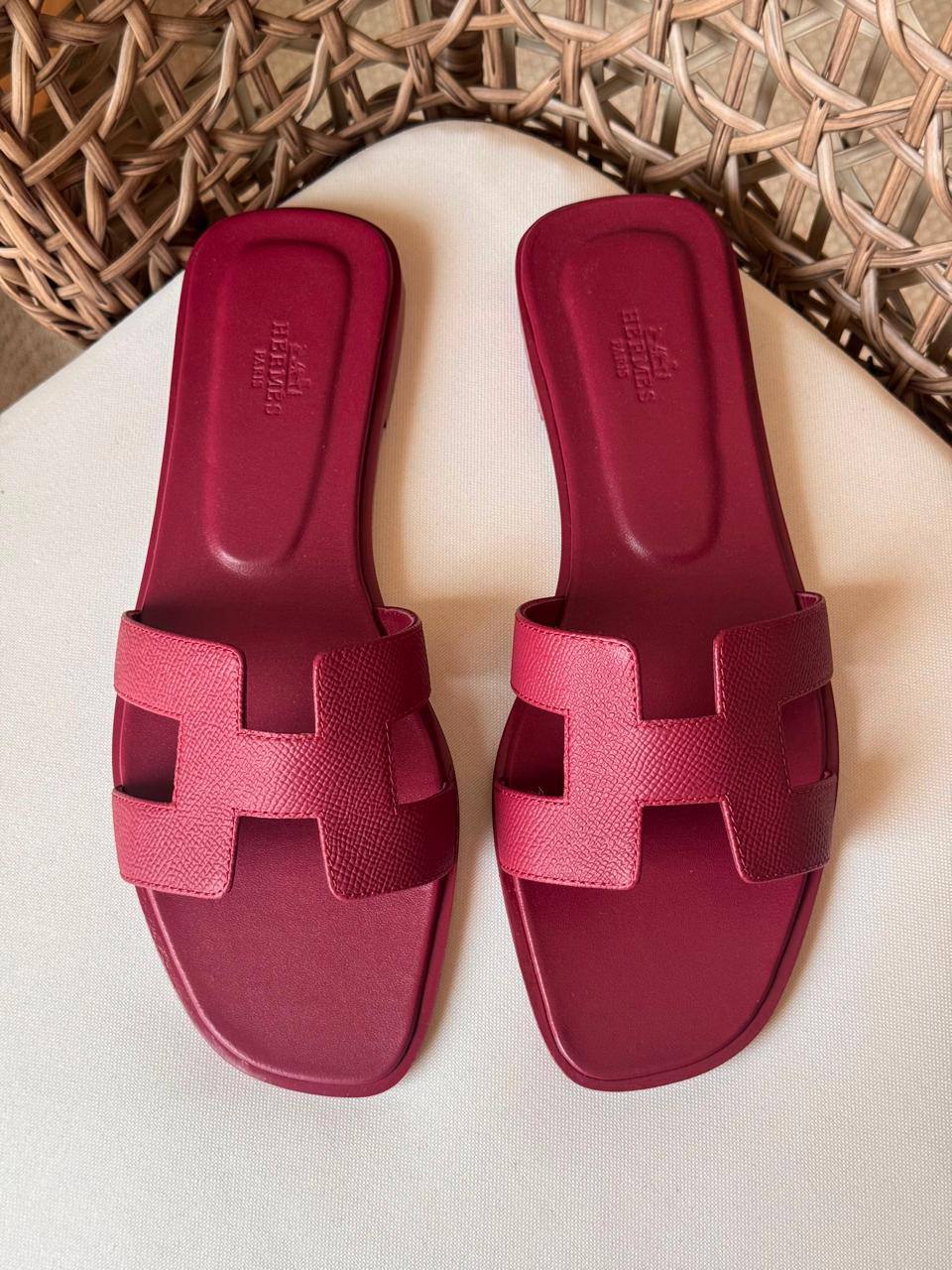HERMES
✨ Collection
👠 36–41
💎 Premium Quality
🔥 Super Master
450 dhs🇦🇪🇦🇪

Zain198
♥️♥️♥️