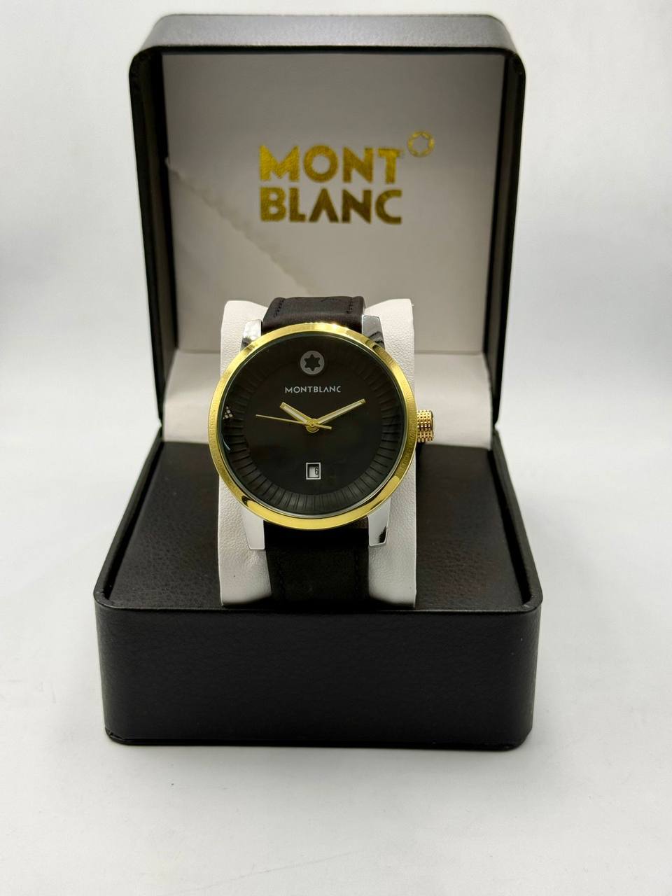 Mont Blanc Men
*Offer price 
45 dhs🪙🖤
Limit Stock

Zain08
♥️♥️♥️