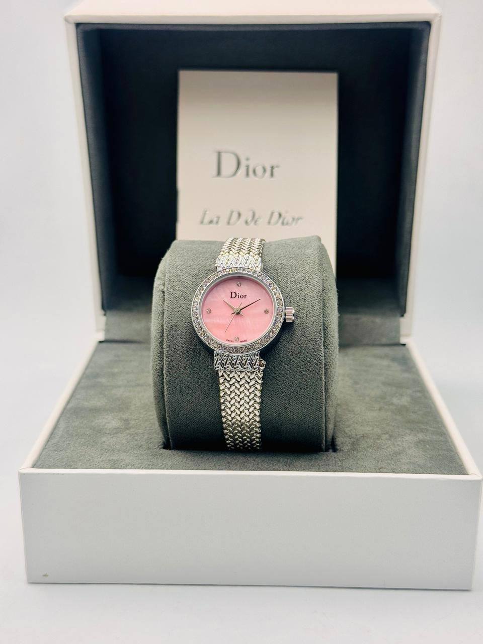 Dior ladies

 available 55 dhs  

Zain08

♥️♥️♥️