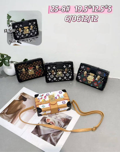 LV
ᴘᴇᴛɪᴛᴇ ᴍᴀʟʟᴇ ᴛʀᴜɴᴋ ʙᴀɢ
ᴍᴏɴᴏɢʀᴀᴍ ᴅᴇsɪɢɴ
ᴡɪᴛʜ ʟᴏɴɢ ʙᴇʟᴛ sᴛʀᴀᴘ
sɪᴢᴇ : 19.5 cm
ᴡɪᴛʜ BOX
🎁🎁🎁

75 dhs🪙💕

Zain31
♥️♥️♥️