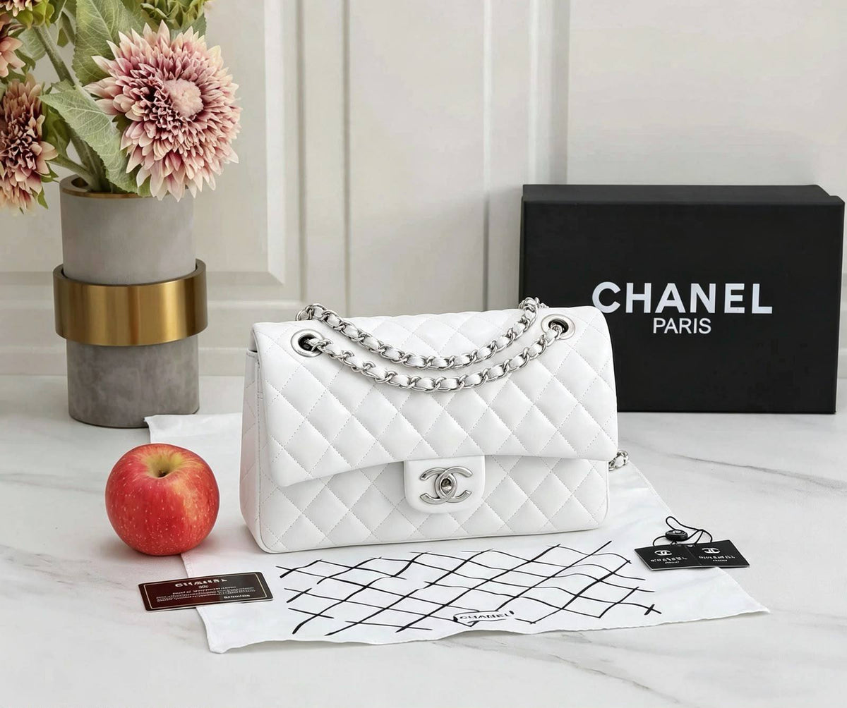 Chanel
with box 

115 dhs🇦🇪🇦🇪

Zain114
♥️♥️♥️