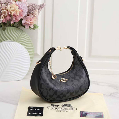 Coach
High quality

With box 
🎁🎁🎁

110 dhs🇦🇪

Zain136
♥️♥️♥️