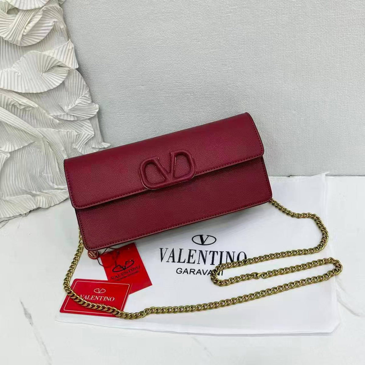 VALENTINO 

NEW CANE 
GOOD QUALITY 

BIG SIZE 
WITH BOX 
115 dhs🇦🇪🇦🇪

Zain295
♥️♥️♥️