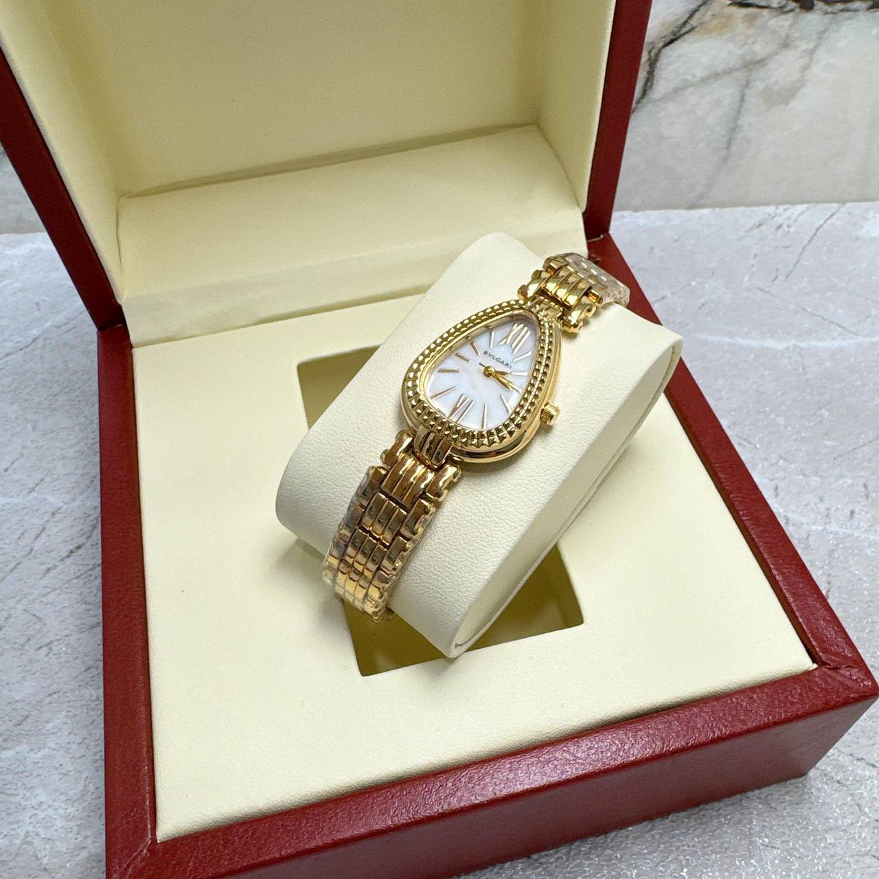 New stock 
Ladies Watch
55 dhs💛

Zain45
♥️♥️♥️
