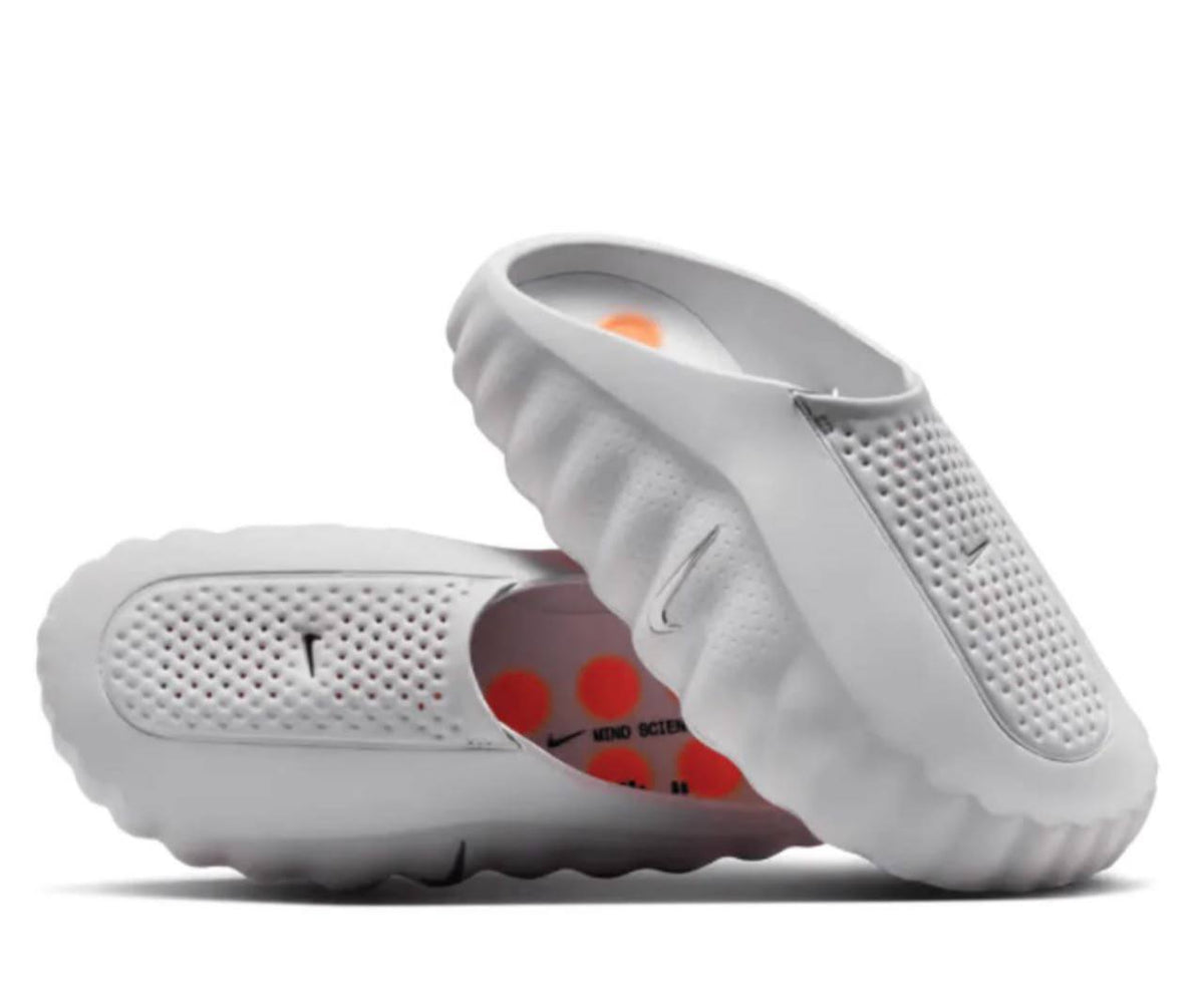 New 🆕 
Nike crocs 

36 TO 45
150 dhs🇦🇪🇦🇪

Zain183
♥️♥️♥️