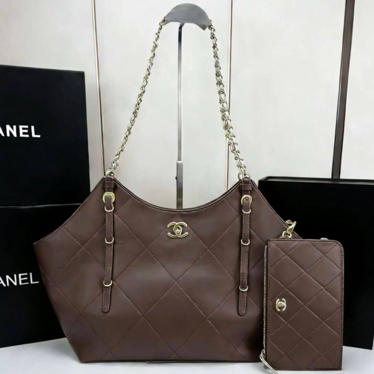 CHANEL 

COPY ONE 

NEW CAME 

170 dhs🇦🇪🇦🇪

Zain39
♥️♥️♥️
