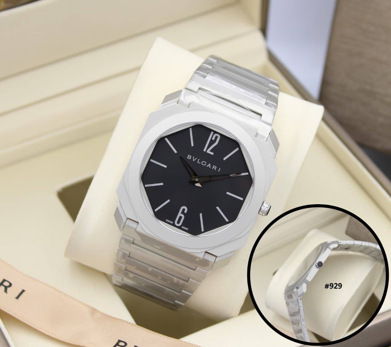 BVLGARI ULTRA THIN MEN BATTERY 40MM

350 dhs✅

Zain58
♥️♥️♥️