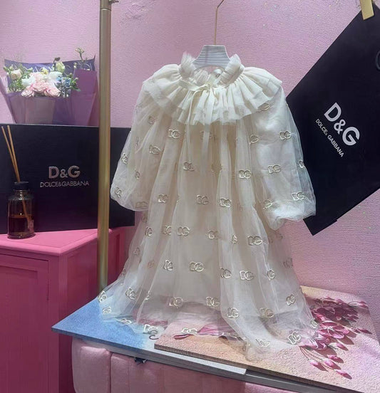 D&G
1-5y 200 dhs❣️
6-13y 220 dhs❣️

Zain151
♥️♥️♥️