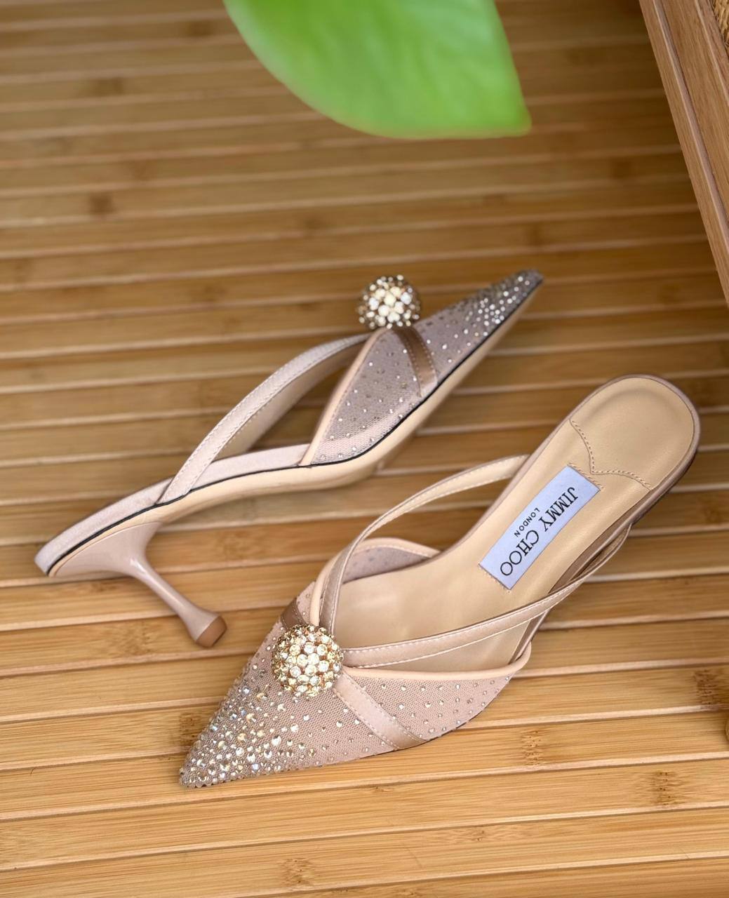 Jimmy Choo
Super Master
𝗦𝗶𝘇𝗲: 𝟯𝟲 𝘁𝗼𝗼 𝟰𝟭 
450 dhs✅

Zain302
♥️♥️♥️