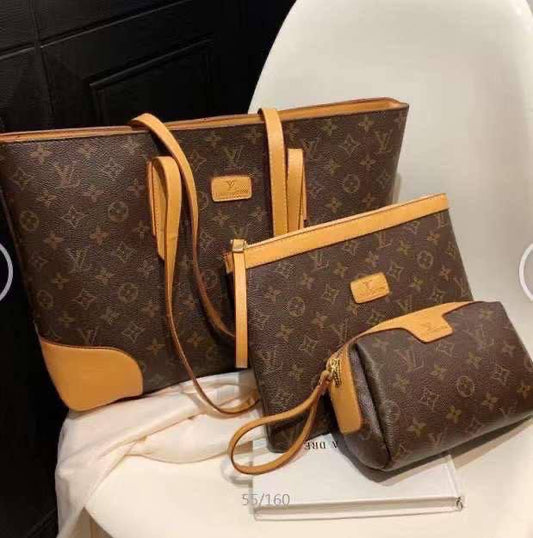 Gucci - LV - Dior 3in1
100 dhs🪙💚

Zain219
♥️♥️♥️