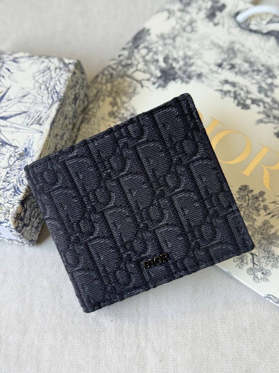 💝  *Dior*💝
💝*Super Master*💝
300 dhs🪙🌨️

Zain275
♥️♥️♥️
