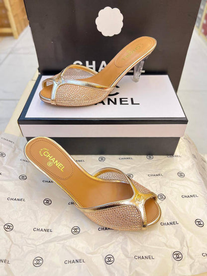 OFFER 
Discount
140 dhs🪙🖤
SIZE 36-41 available
Limit Stock

Zain88
♥️♥️♥️