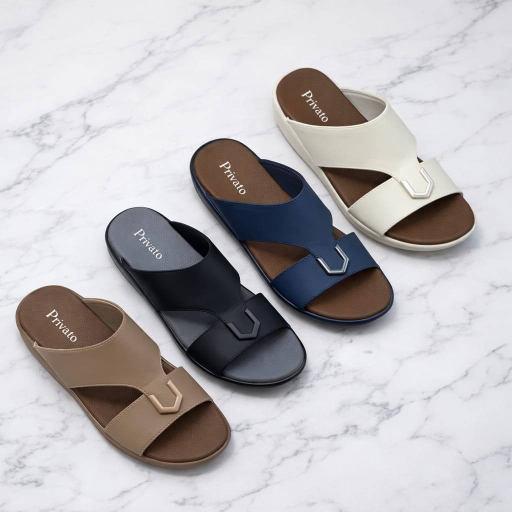 slippers for men good quality  with box and paper bag size available (40to46) 6to12) 
180 dhs❣️

Zain59
♥️♥️♥️