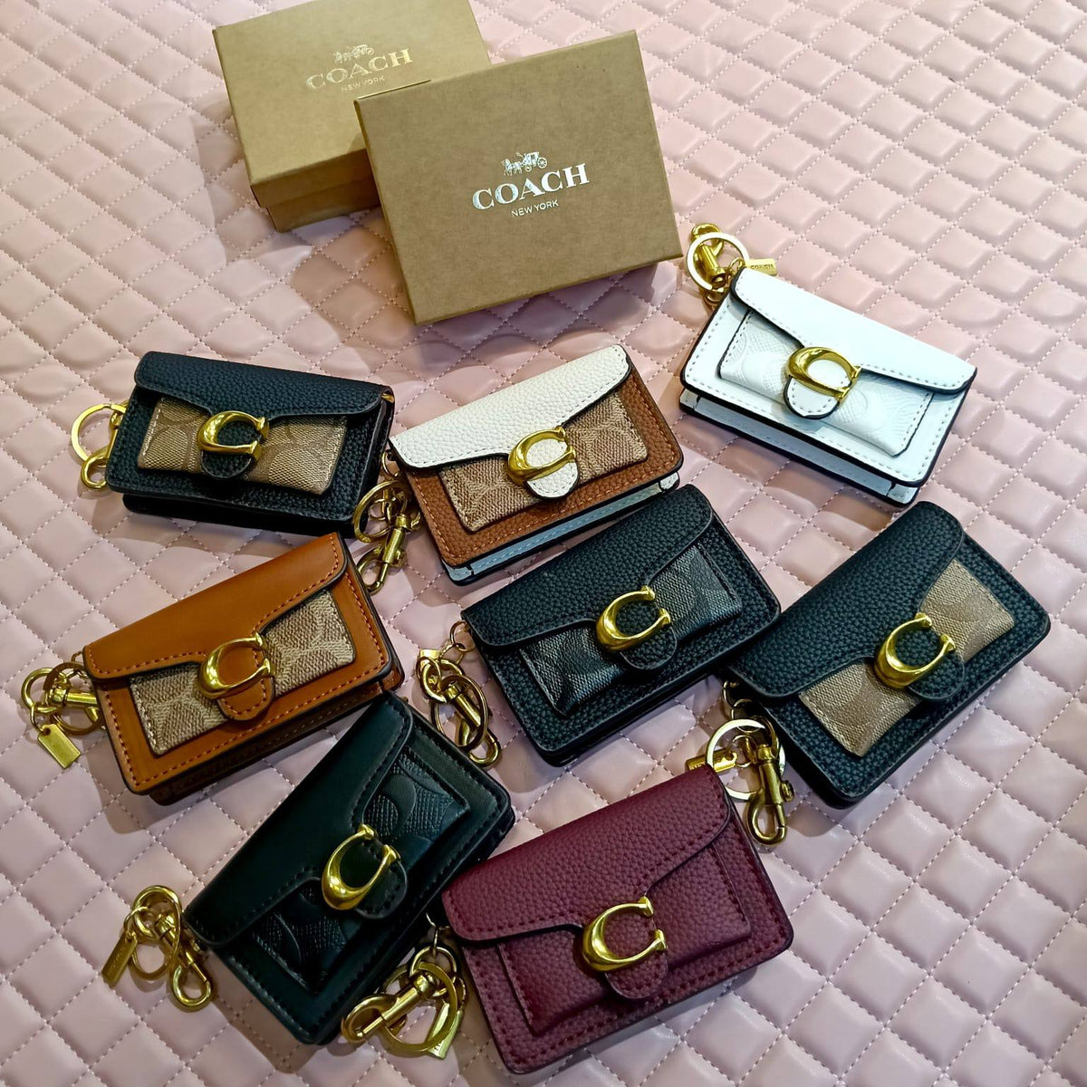 Coach

60 dhs🇦🇪🇦🇪

with box

size mini
Zain26
♥️♥️♥️