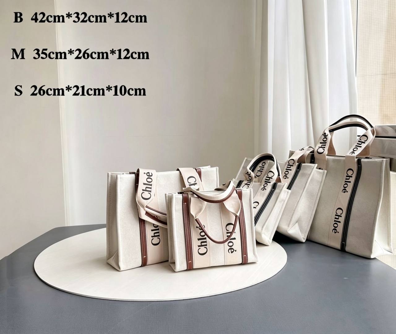 Chloe 
good quality 
Big size 120 dhs✅
Meduim size 110 dhs✅
Small size  100 dhs✅

Zain39
♥️♥️♥️