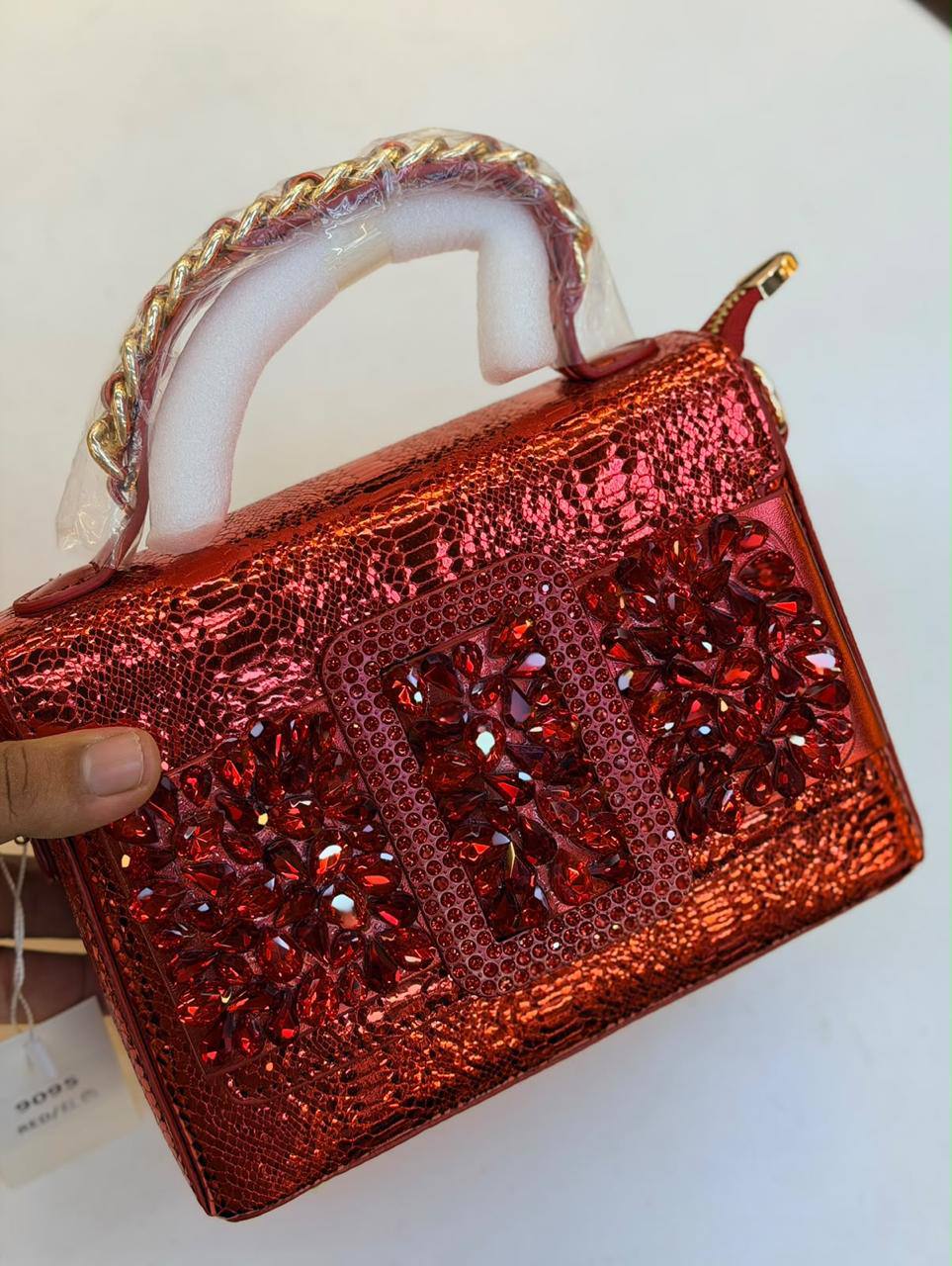 150 dhs

Zain175
♥️♥️♥️