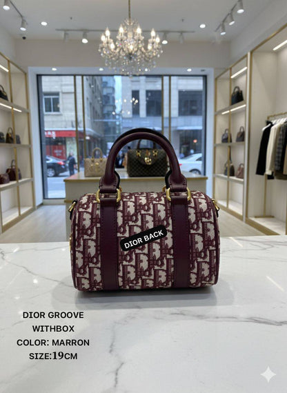 ᴅɪᴏʀ ɢʀᴏᴏᴠᴇ
ᴡɪᴛʜ ʙᴏx
🎁🎁🎁

ᴄᴀɴᴠᴀs

sɪᴢᴇ:𝟏𝟗ᴄᴍ
105 dhs🪙🌨️

Zain56
♥️♥️♥️