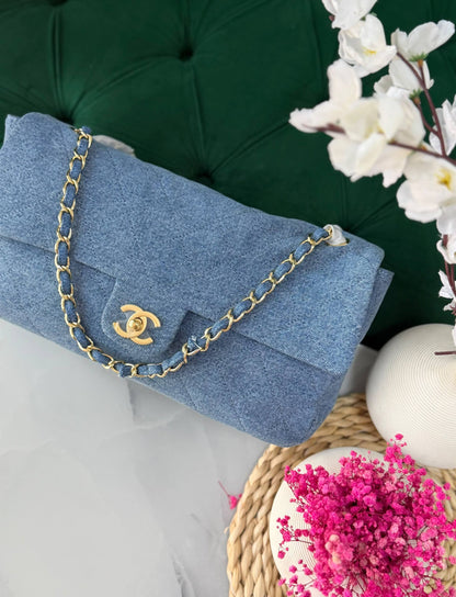 CHANEL✨
Size: 32Cm💥
Available original box 📦 
With full packing 🎀🎀
Super high quality 💥💥

For Price 👇 WhatsApp✅
0568585901 
0507557372
0552275751 Owner Zain 👌

Zain283
♥️♥️♥️