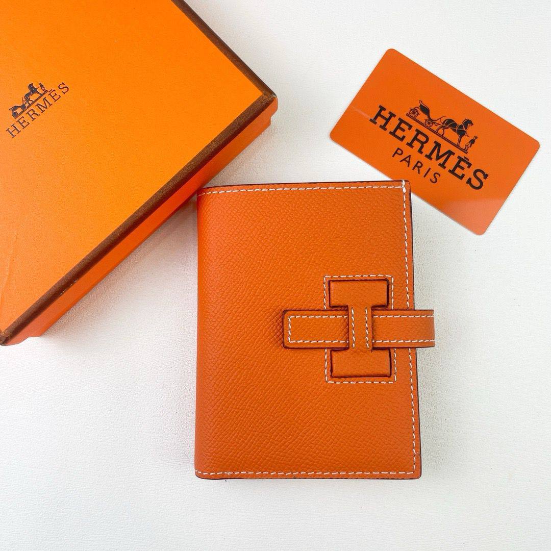 💝  Hermes 💝
💝*master quality*💝
280 dhs✅

Zain275
♥️♥️♥️