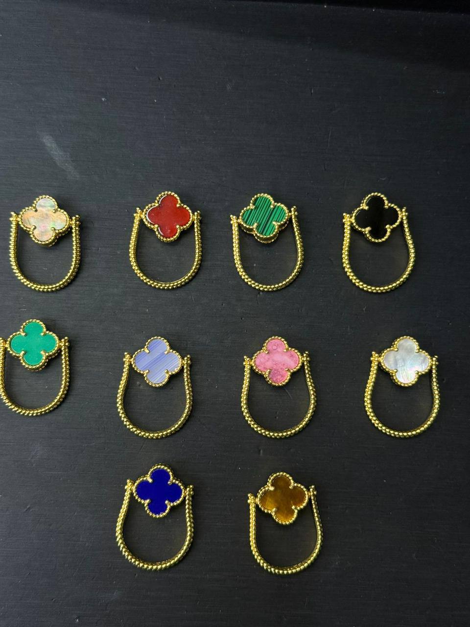 VCA flip Ring 💍* 
Master quality 

*60 dhs🪙🌺* normal box
🎁🎁🎁

Zain48
♥️♥️♥️