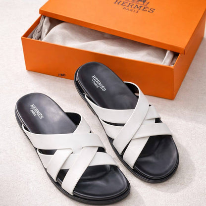 HERMES SANDAL FOR MEN
SIZES: 39 to 46 
150 dhs✅

Zain58
♥️♥️♥️