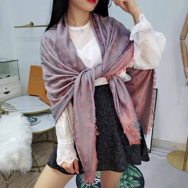 Cotton scarf 
45 dhs🪙🌨️

Zain93
♥️♥️♥️