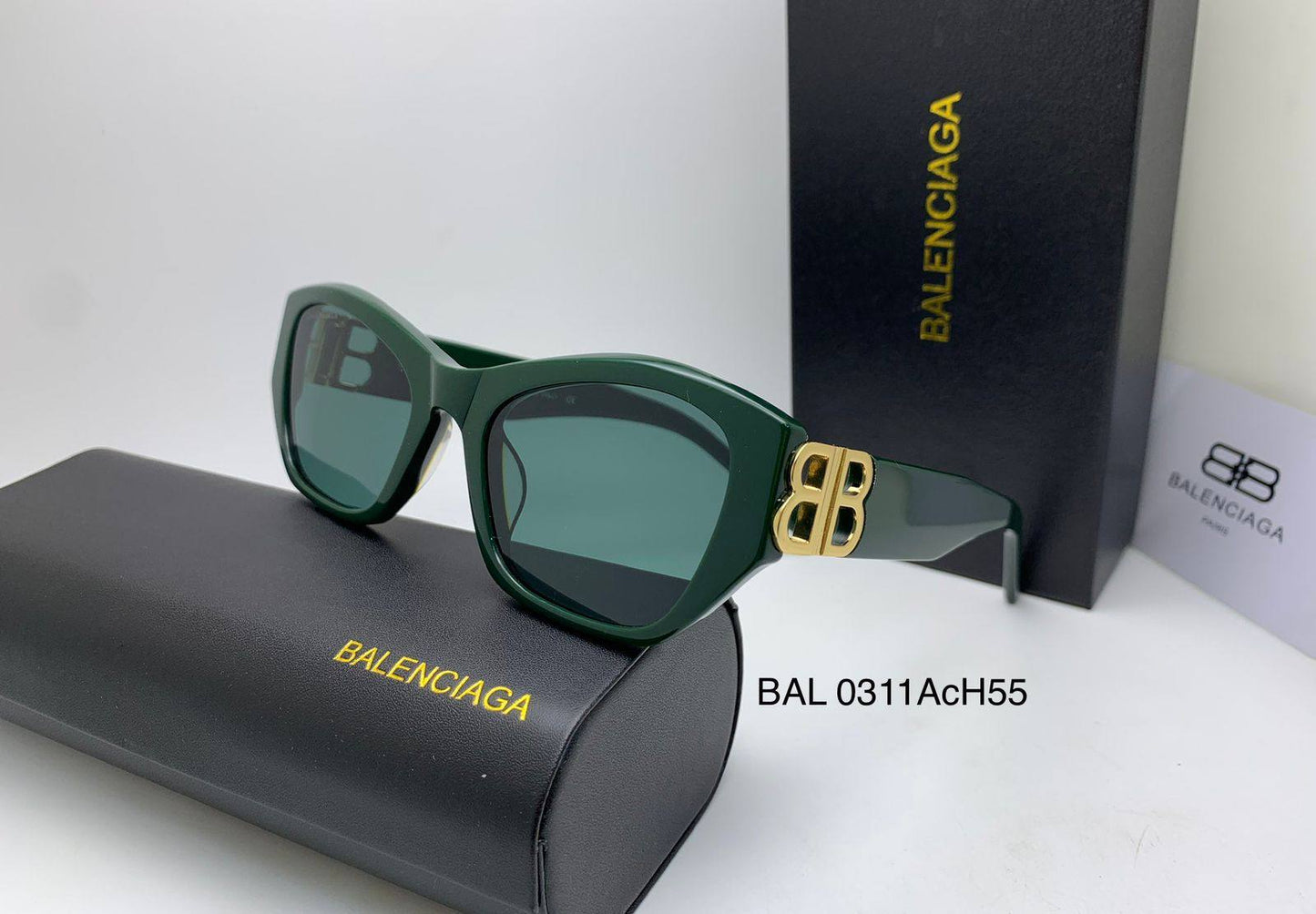 Balenciaga 
Master 
180 dhs❣️

Zain126
♥️♥️♥️